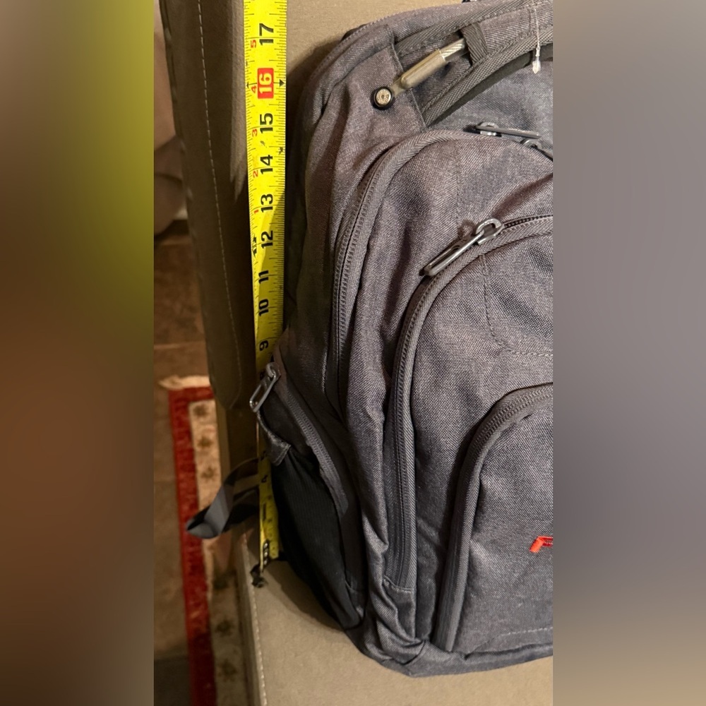 High Sierra 17" Computer UBT Deluxe Backpacks With FORVIS Logo - Picture 7 of 9